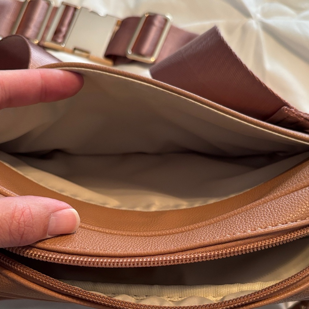 Ayla & Co Tan Vegan Leather Crossbody/ Fanny Pack - Picture 7 of 13